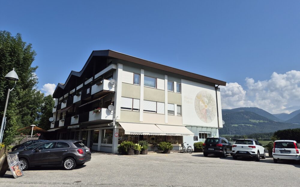 Dachgeschoßwohnung im Zentrum von Reischach mit unverbaubarer Aussicht