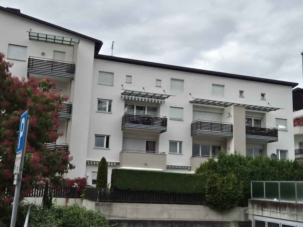Monolocale arredato con cantina e garage a Bruncio