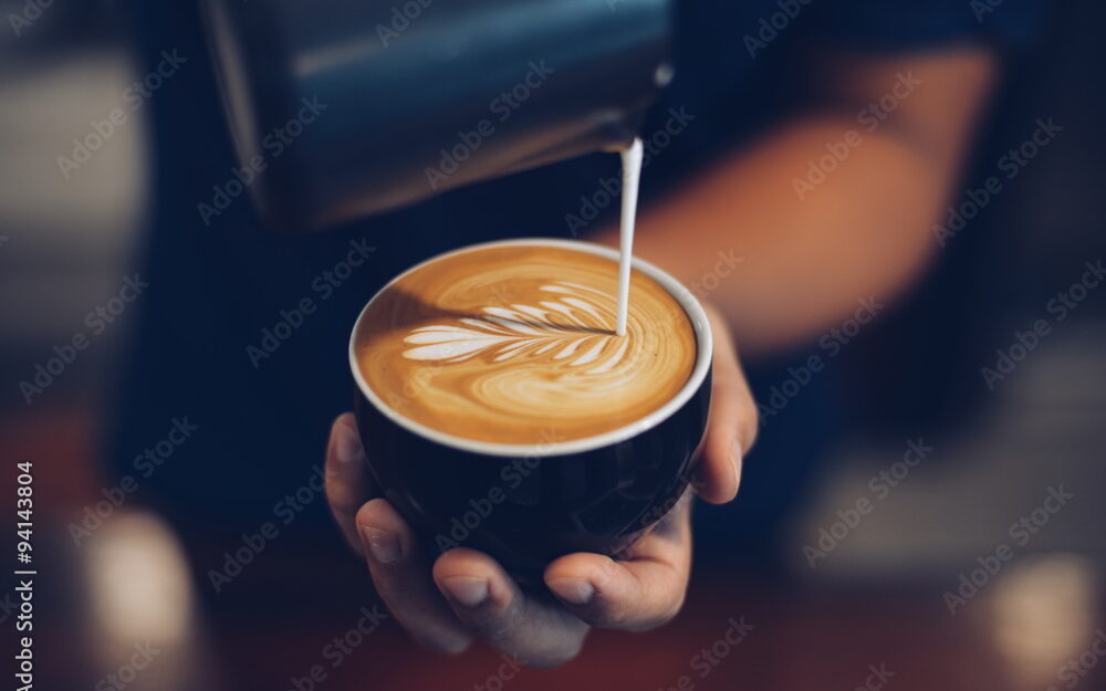 Bar/caffetteria ben avviato in posizione centrale a Brunico