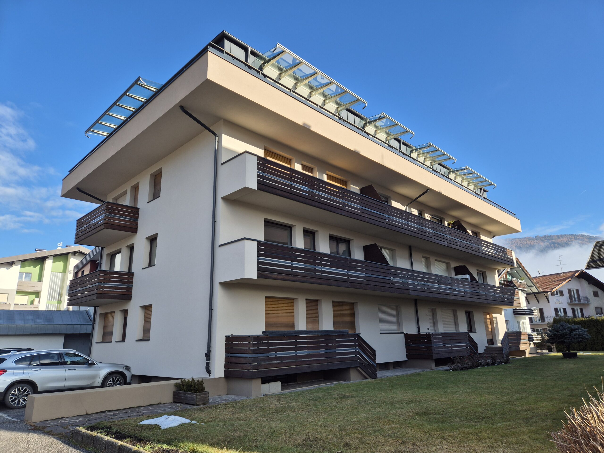 Grazioso trilocale al centro di Brunico