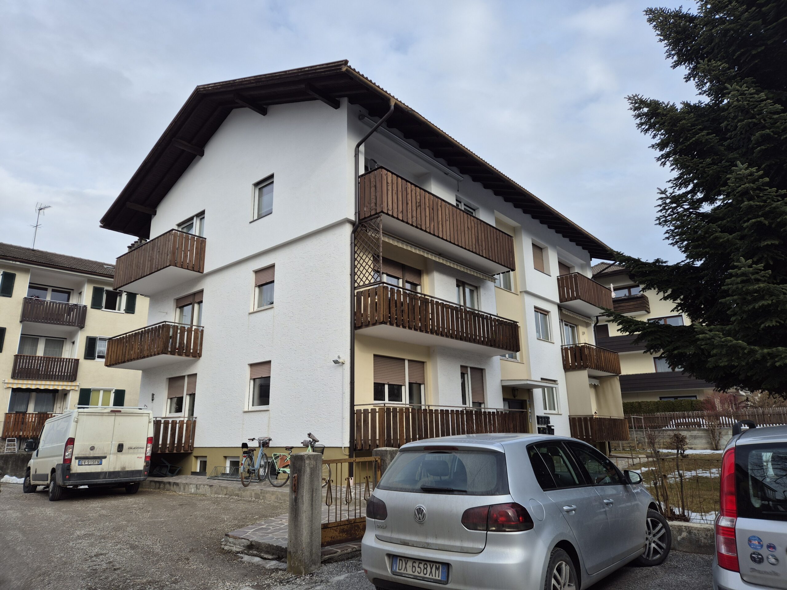 Schöne 4-Zimmerwohnung in zentraler/ruhiger Wohngegend von Bruneck